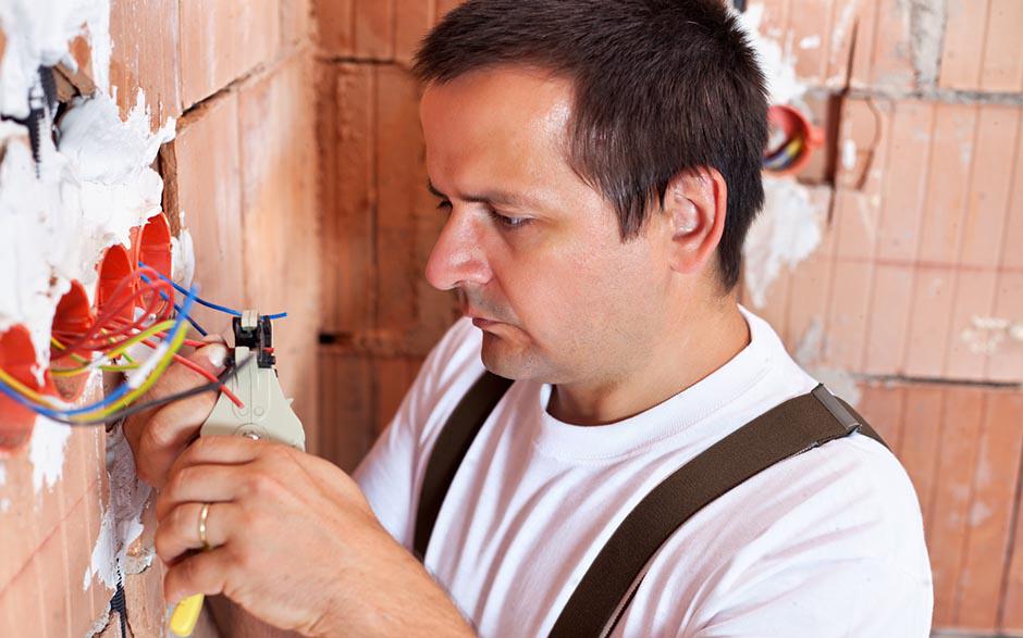 électricien de maintenance Aubergenville